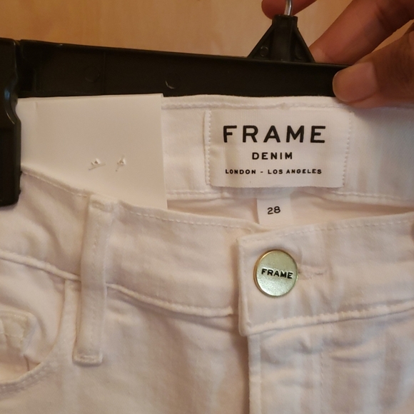 FRAME  sz 28(US 6) white denim flare crop … - Picture 4 of 5